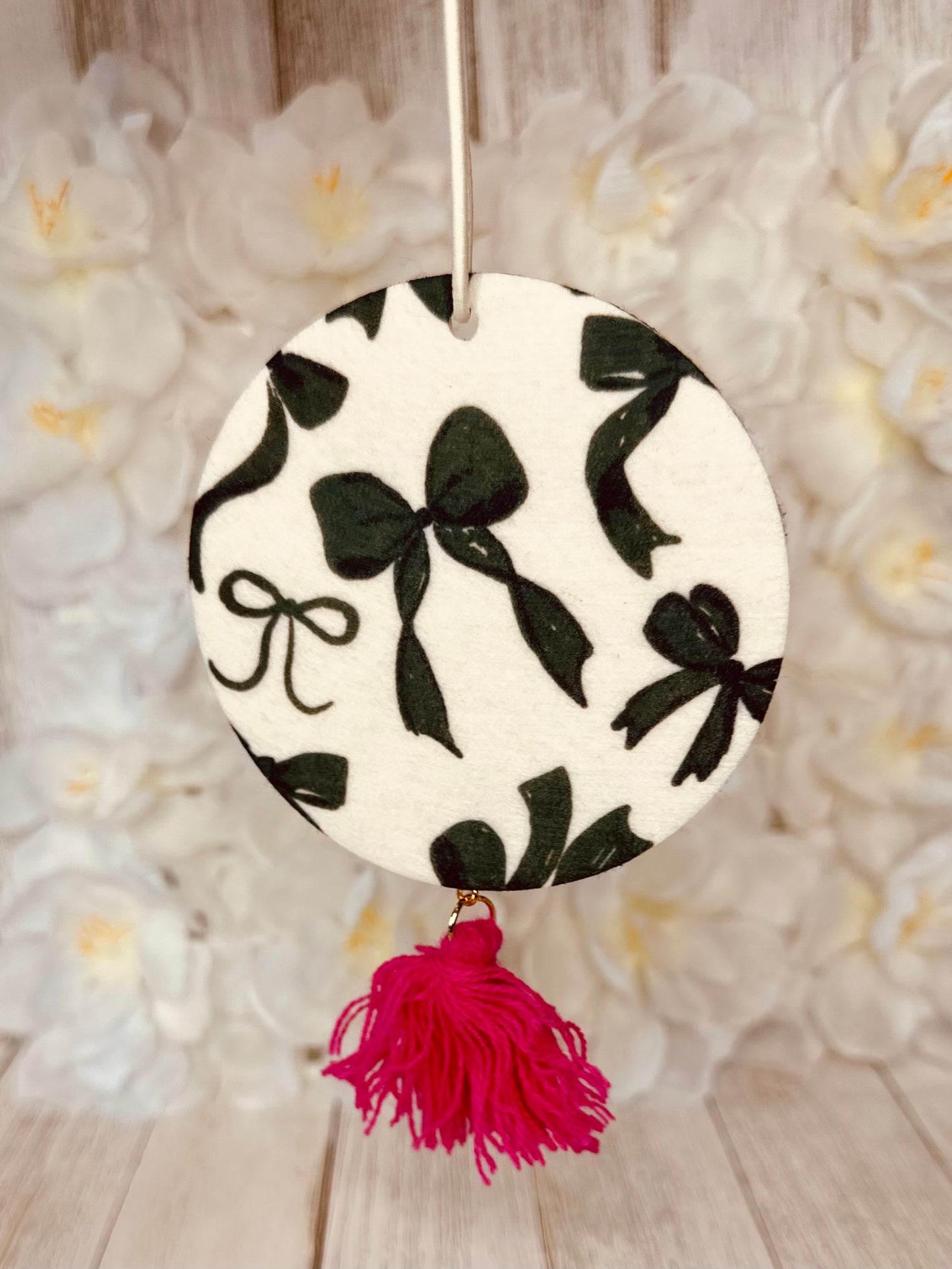 Black bows car freshener