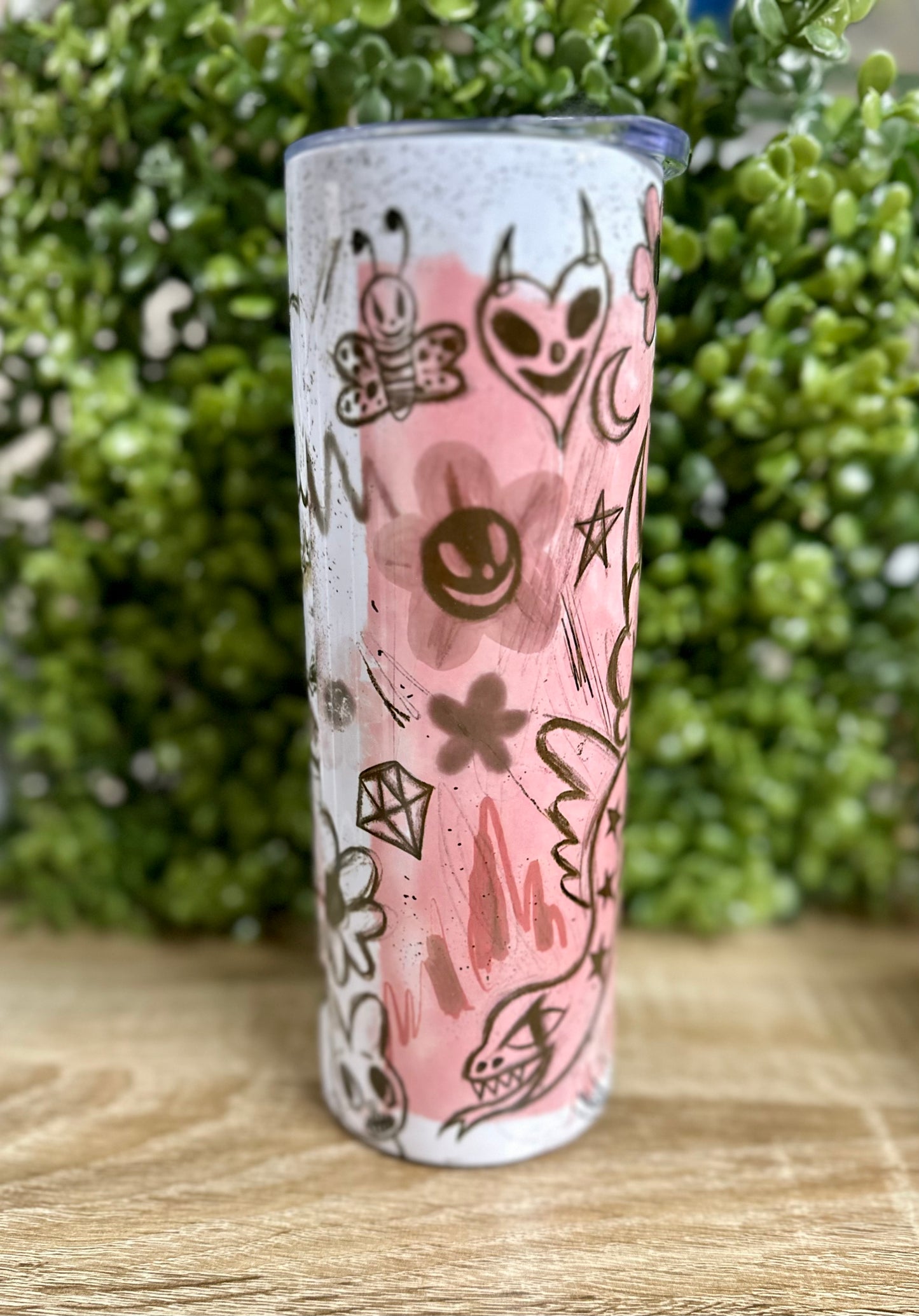 Bichota Season 🦈🌸 20oz Tumbler